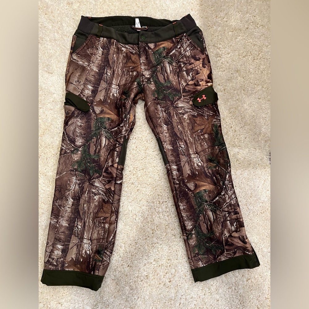 Womens XL Under Armour Hunting pants